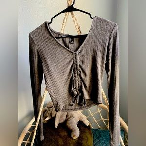 Gray shirt Medium